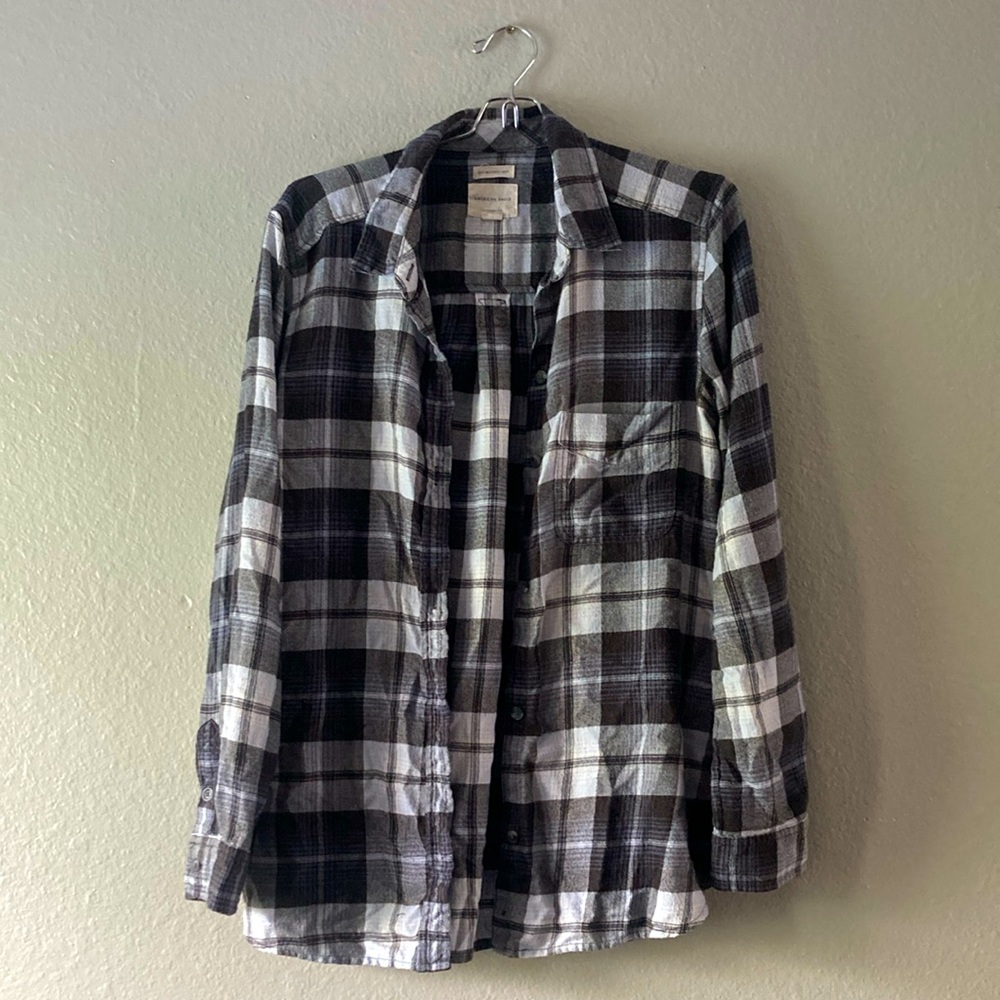 American Eagle Women's Boyfriend fit Plaid Button-Up